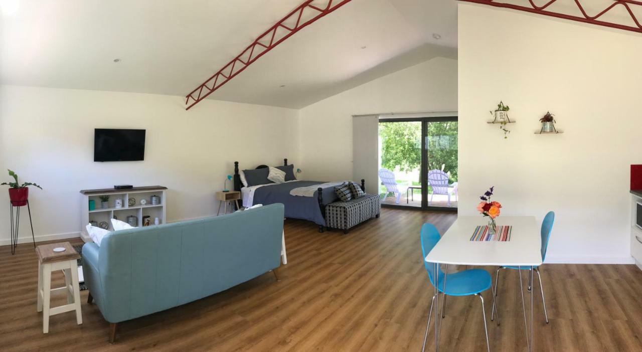 Apartamento Langleys Port Campbell Hobby Farm Exterior foto